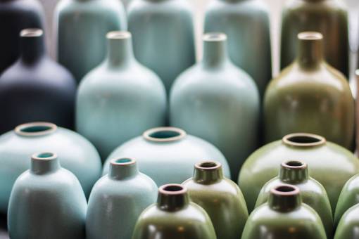 ceramic jars  blur  shiny  vase  display  interior  ceramic
