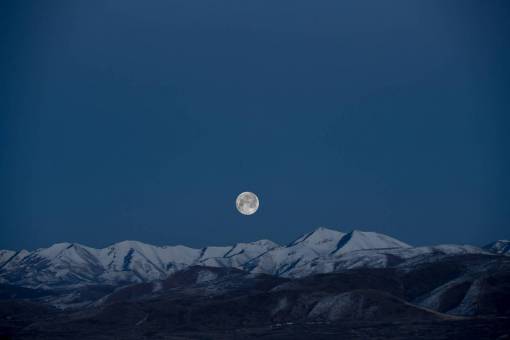 minimalis naturaleza montaña paisaje nieve noche cielo luna