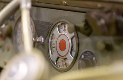tablero Tablero de instrumentos antiguo transporte vehículo militar clásico clásico