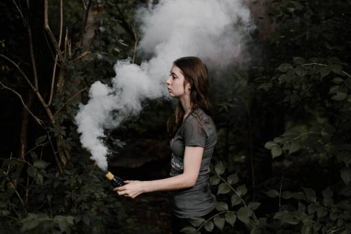 gas-tank people  women  lady  hand  bottle  smoke  gas