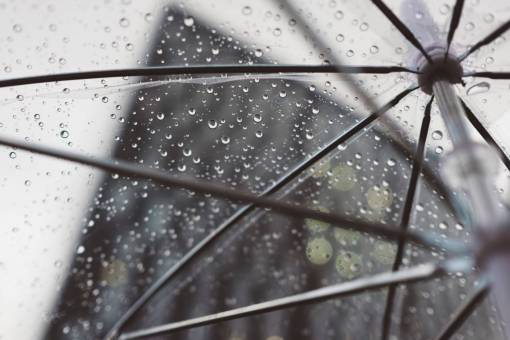 plastico lluvia paraguas plástico agua clima frío edificio