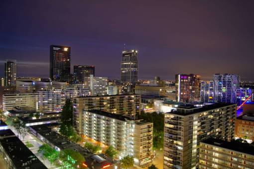 roto Rotterdam paisaje urbano noche larga exposición edificios arquitectura cielo