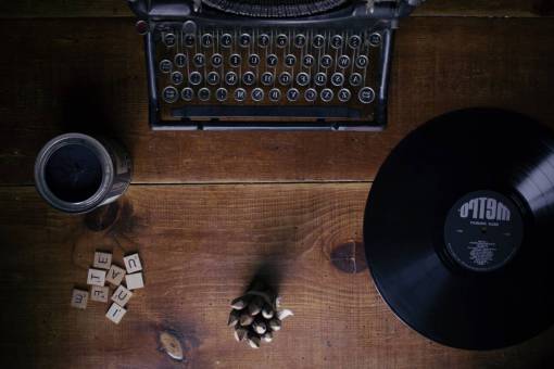 typewriter  vintage  letters  scrabble  vinyl  record  album