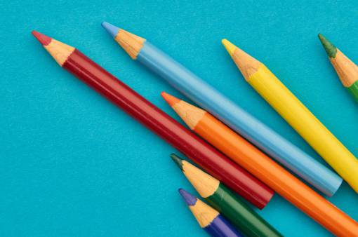 educacion Lápices de colores lápices de colores de fondo cerrar surtido de arte