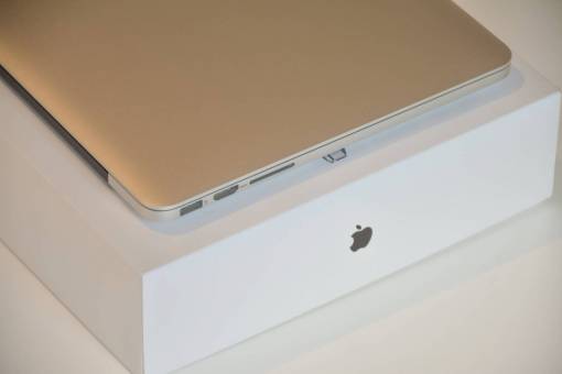 computadora portátil apple macbook computadora navegador investigación estudio