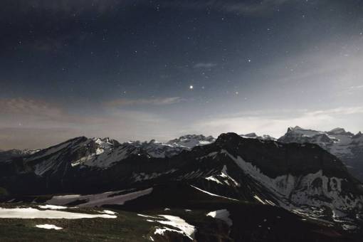 observacion naturaleza paisaje montaña nubes cielo estrellas observación de estrellas