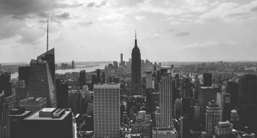 blanco y negro Edificios de arquitectura del centro urbano de la ciudad de Nueva York NYC