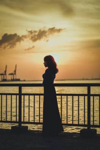 vestido de mujer hermosa mujer vestido vestido sombra puesta de sol noche