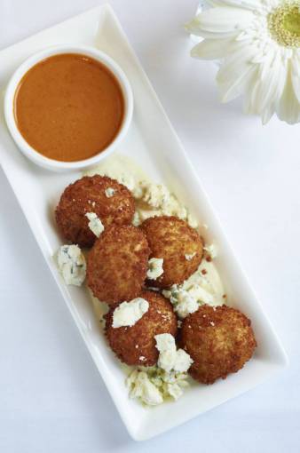 superior comida frita aperitivo plato snack bar crujiente