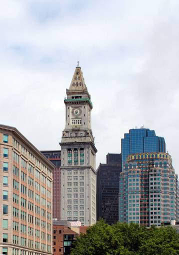 alto ornamentado reloj edificio torre arquitectura tiempo histórico