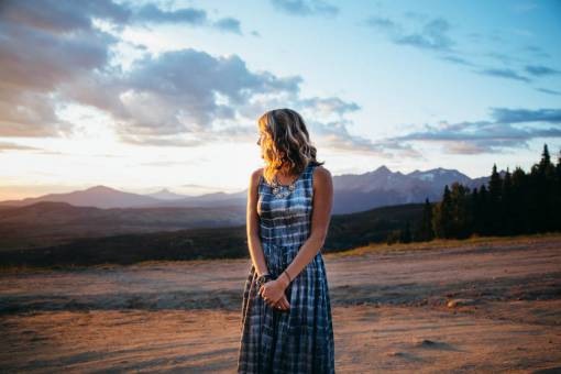 puesta del sol gente niña belleza solo naturaleza montaña campo