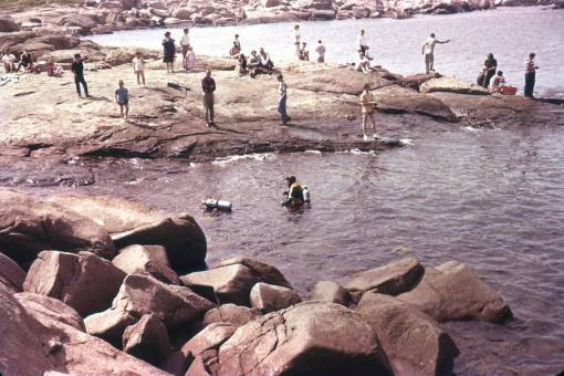 rocoso gente agua costa orilla viajes ocio pesca
