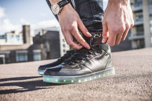 daylight rooftops  sunny  day  daylight  walking  shoe  footwear
