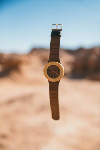 reloj reloj accesorio moda tiempo reloj marrón número