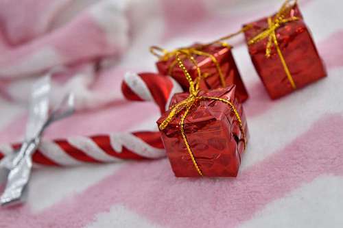 russia russian gift holiday celebration christmas traditional decoration thread