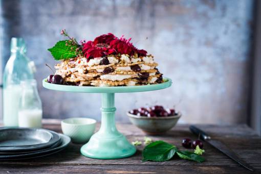cream cake  dessert  fruits  peanuts  cream  pie  sweet
