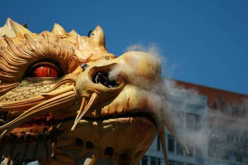 sculpture dragon  head  art  statue  sky  celebration  animal