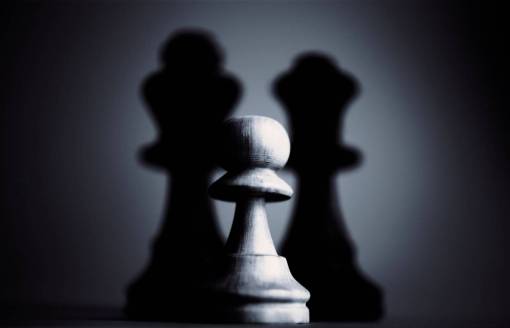 paw piece  chess  game  black  white  queen  contrast
