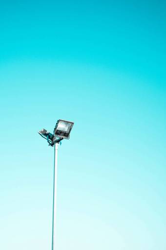 proyecto Proyector de acero con luz de poste azul cielo