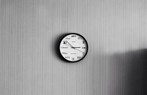 tiempo reloj de pared círculo forma redonda interior interior
