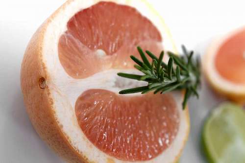 grapefruit slice spice half close citrus juice fruit fresh health kb