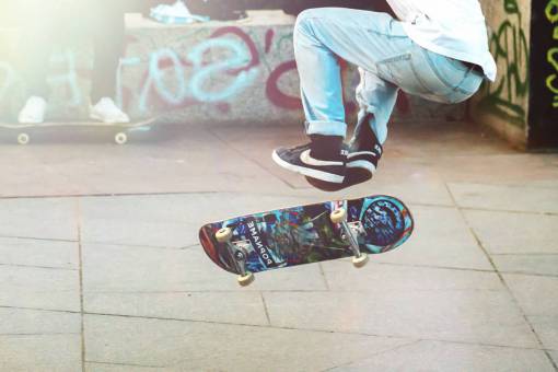sneakers skateboard  street  man  sneakers  nike  urban  city