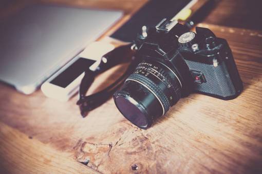 check-up technology  photography  gadgets  camera  film  slr  lens