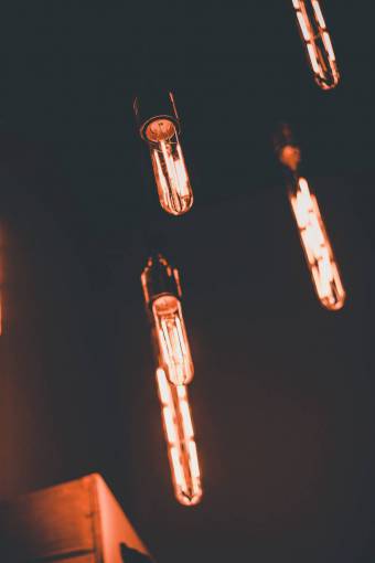 ceiling vintage  filament  lightbulb  hang  ceiling  bright  light