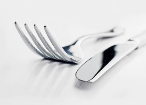 cubierto equipo de acero cubertería tenedor;cuchillo primer plano utensilio de cocina de metal