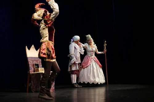king-of-the-jungle opera costume theatre drama queen king ballet theater stage 