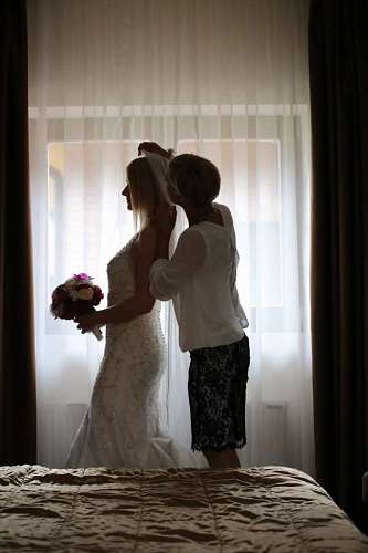 veil preparation veil bouquet bride window woman 