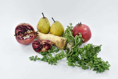 garnish eating parsley vegan pomegranate pears organic vegetables diet cc0