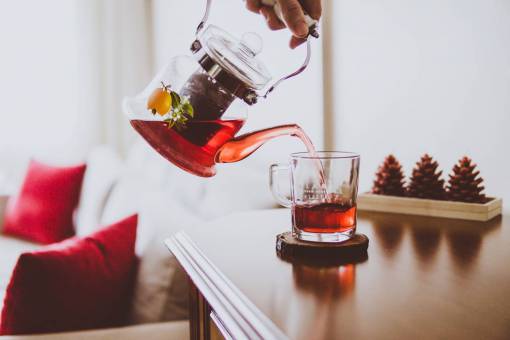 couch-scene drinks  beverage  table  juice  tea  glass  house