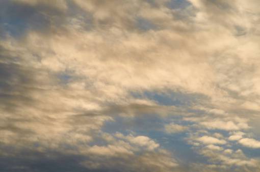 atmosfera anochecer nubes fondo cielo oscuro celaje clima