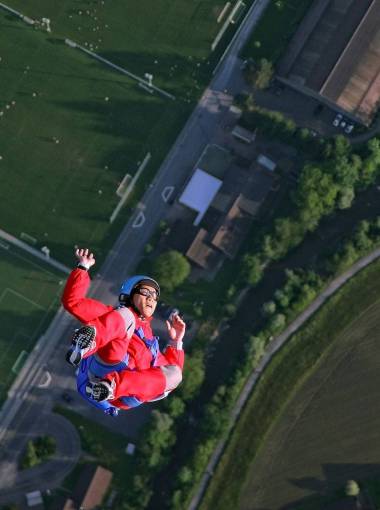 march extreme sport  adventure  people  man  guy  fall  aerial