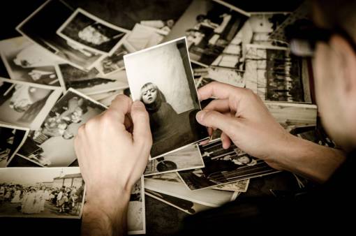 memoria imágenes fotografías viejo vintage gente manos en blanco y negro
