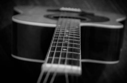guitar guitar  black  white  acoustic  music  strings  bokeh