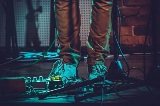 calzada zapato calzado concierto efectos sonido cable electronico