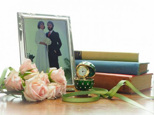 novia marco de fotos de boda decoración libros reloj de mesa