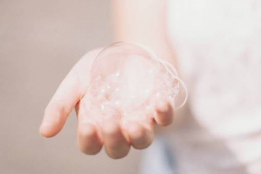fingers human finger human hand one person close-up bubble;hand;woman nature