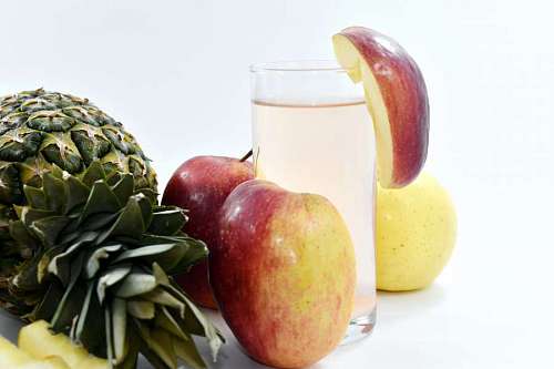 bebida jugo desayuno fruta manzana saludable vitamina piña dieta comida orgánico