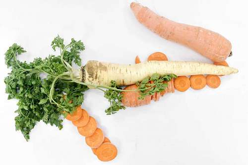 carrot root healthy spice nutrition parsley health vegetable leaf  slices ingredients