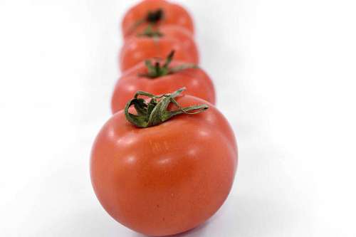 tomato calorie vegetarian vegetable tomatoes nutrition delicious cooking healthy  vegetables
