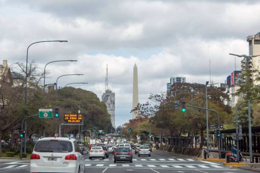 paisajes de argentina tráfico vida de la ciudad arquitectura lugar famoso rascacielos paisaje urbano argentina;ciudades capitales;buenos aires;obelisco