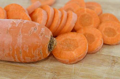 carrot-harvest culinary carrot agriculture produce close root nutrition health wood