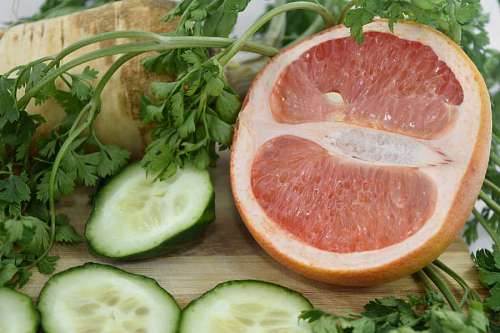 grapefruit garnish salad grapefruit parsley cucumber leaves vitamin diet healthy fresh