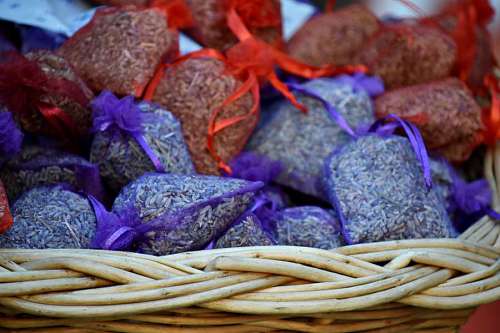 aromatic herb fragrance lavender packages tea aromatherapy wicker basket traditional wood
