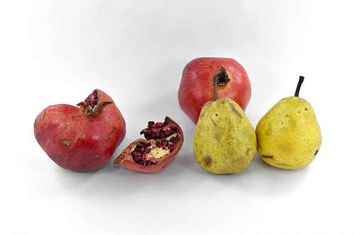 slices pears pomegranate seed delicious pear vitamin diet fruit sweet