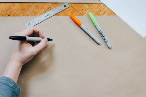 tablero bolígrafo color escribir dibujar tablero regla arte