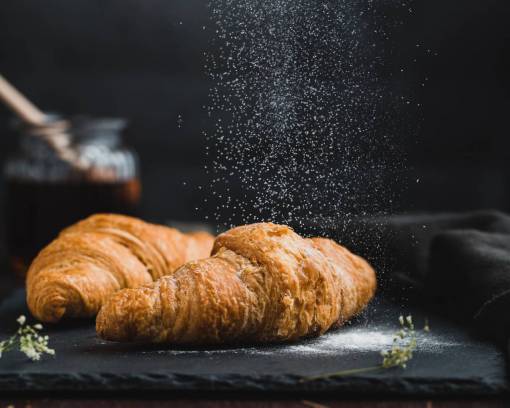 freshness close-up croissant bread dessert croissant food